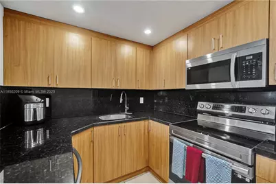 1811 Jefferson St #606, Hollywood, FL 33020 - Photo 33