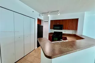 9201 Collins Ave, Surfside, FL 33154 - Photo 35