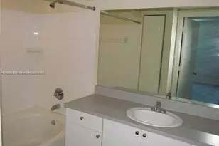 9201 Collins Ave, Surfside, FL 33154 - Photo 25