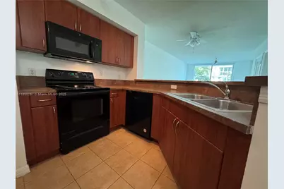 9201 Collins Ave #323, Surfside, FL 33154 - Photo 13