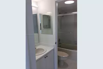 500 Three Islands Blvd #M16, Hallandale Beach, FL 33009 - Photo 13