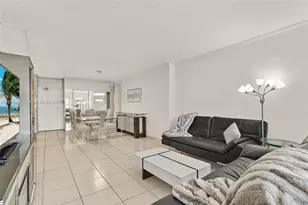 300 Bayview Dr, Sunny Isles Beach, FL 33160 - Photo 17