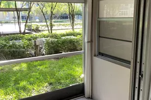 1400 SW 124th Terrace, Pembroke Pines, FL 33027 - Photo 13