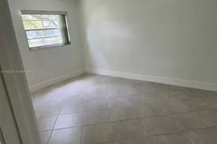 1400 SW 124th Terrace, Pembroke Pines, FL 33027 - Photo 15