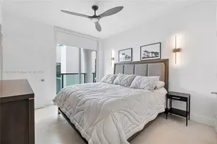 6000 Collins Ave, Miami Beach, FL 33140 - Photo 7