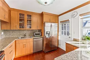 18555 NE 14th Ave, Miami, FL 33179 - Photo 3