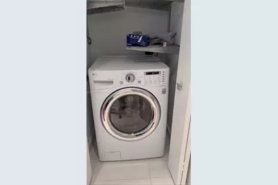 690 SW 1st Ct #1506, Miami, FL 33130 - Photo 15