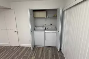 2289 W 52nd St, Hialeah, FL 33016 - Photo 21