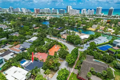 525 Lakeview Dr, Miami Beach, FL 33140 - Photo 3