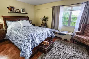 850 SW 133rd Terrace, Pembroke Pines, FL 33027 - Photo 13