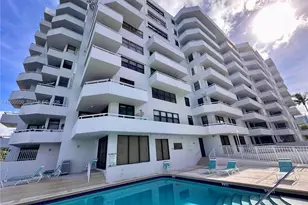 6830 Indian Creek Dr, Miami Beach, FL 33141 - Photo 3