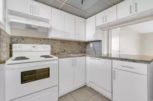 6830 Indian Creek Dr, Miami Beach, FL 33141 - Photo 9
