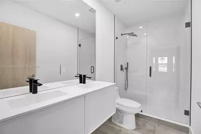 3431 SW 16th Ter #3431, Miami, FL 33145 - Photo 9