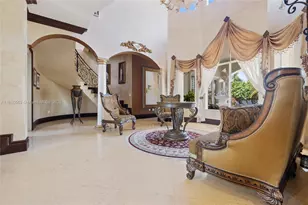 9861 NW 135th St, Hialeah Gardens, FL 33018 - Photo 11