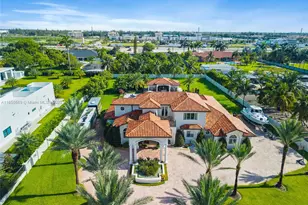 9861 NW 135th St, Hialeah Gardens, FL 33018 - Photo 1