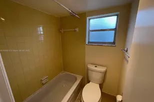 9431 Live Oak Pl, Davie, FL 33324 - Photo 21