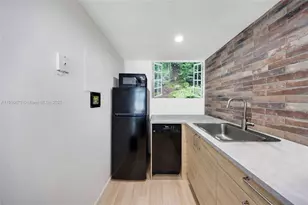 12500 NE 15th Ave, North Miami, FL 33161 - Photo 5