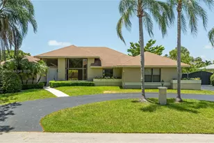 8110 SW 188th St, Cutler Bay, FL 33157 - Photo 1