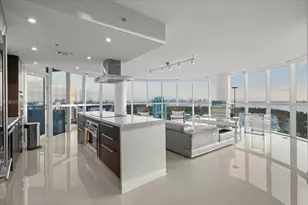 6301 Collins Ave, Miami Beach, FL 33141 - Photo 7