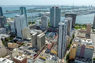 151 SE 1st St, Miami, FL 33131 - Photo 27