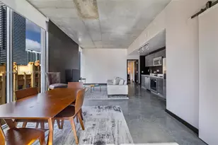 151 SE 1st St, Miami, FL 33131 - Photo 3