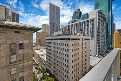 151 SE 1st St #401, Miami, FL 33131 - Photo 19