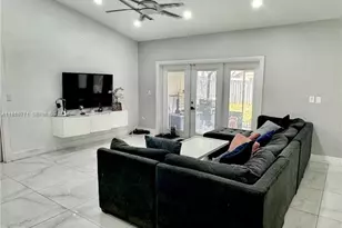 15009 SW 13th Pl, Sunrise, FL 33326 - Photo 13
