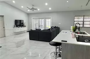 15009 SW 13th Pl, Sunrise, FL 33326 - Photo 5