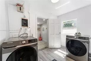 1130 NW 57th St, Miami, FL 33127 - Photo 21