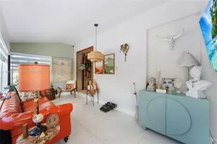 1130 NW 57th St, Miami, FL 33127 - Photo 9