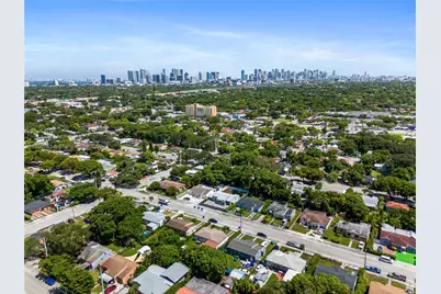 1130 NW 57th St, Miami, FL 33127 - Photo 31