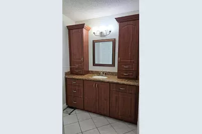 302 Lakeview Dr #102, Weston, FL 33326 - Photo 13