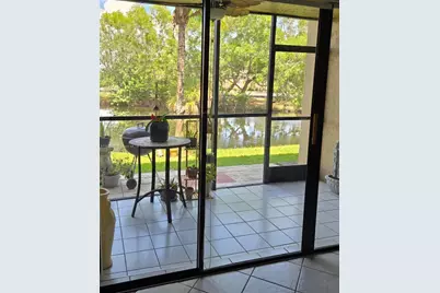 302 Lakeview Dr #102, Weston, FL 33326 - Photo 11