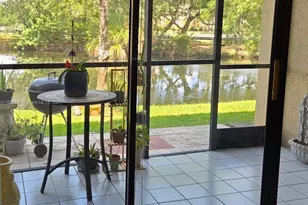 302 Lakeview Dr, Weston, FL 33326 - Photo 11