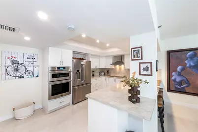 520 Brickell Key Dr #A1102, Miami, FL 33131 - Photo 11