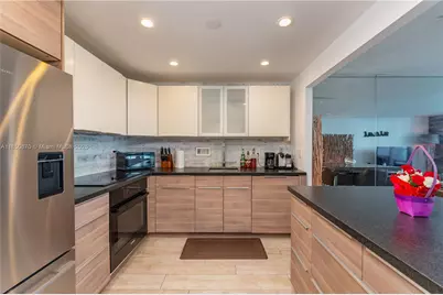 2301 Collins Ave #716, Miami Beach, FL 33139 - Photo 5