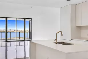 700 NE 24th St, Miami, FL 33137 - Photo 7