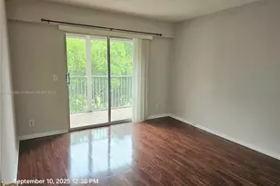 251 SW 132nd Way, Pembroke Pines, FL 33027 - Photo 17