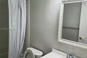 251 SW 132nd Way, Pembroke Pines, FL 33027 - Photo 21