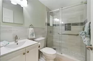 110 E Windsor Rd E, Jupiter, FL 33469 - Photo 19