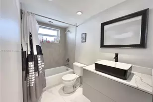 1770 NE 191st St, Miami, FL 33179 - Photo 11