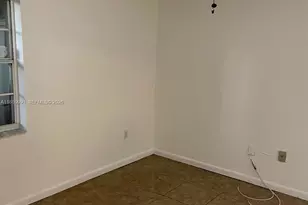 478 NE 210th Cir Terrace, Miami, FL 33179 - Photo 17