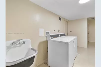 5555 Collins Ave #4S, Miami Beach, FL 33140 - Photo 19