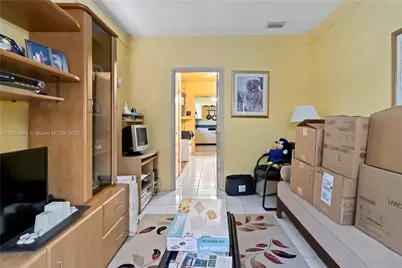 1545 NE 158th St, North Miami Beach, FL 33162 - Photo 15