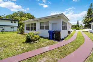 1545 NE 158th St, North Miami Beach, FL 33162 - Photo 23