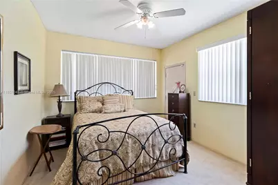1545 NE 158th St, North Miami Beach, FL 33162 - Photo 9
