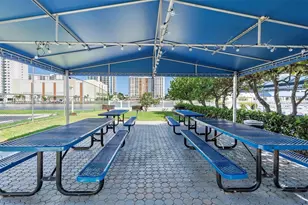 600 Parkview Dr, Hallandale Beach, FL 33009 - Photo 31