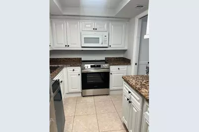 2000 Towerside Ter #1203, Miami, FL 33138 - Photo 13