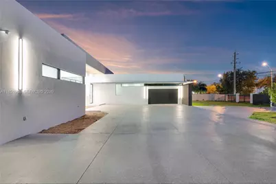 12190 NW 6th St, Miami, FL 33182 - Photo 3