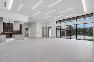 12190 NW 6th St, Miami, FL 33182 - Photo 17